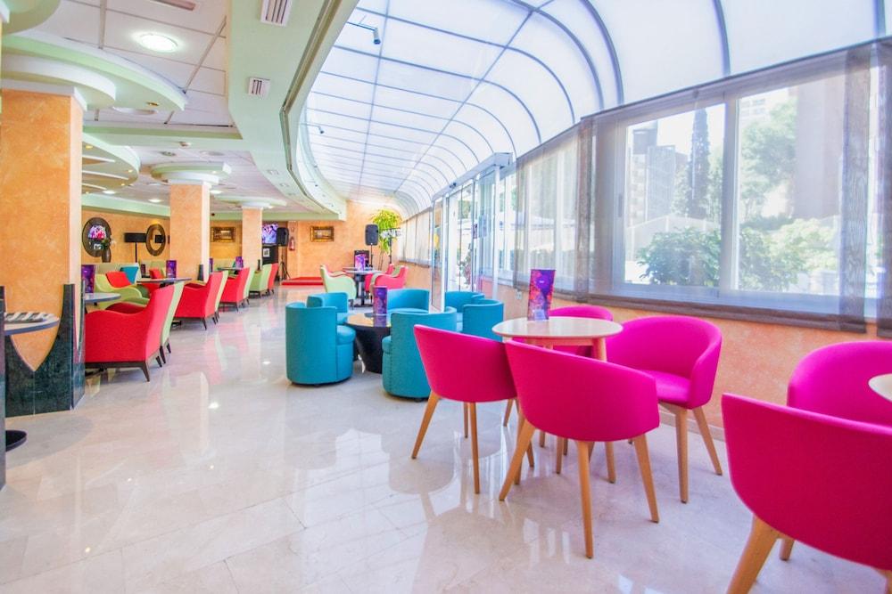 Hotel Servigroup Rialto Benidorm Bagian luar foto