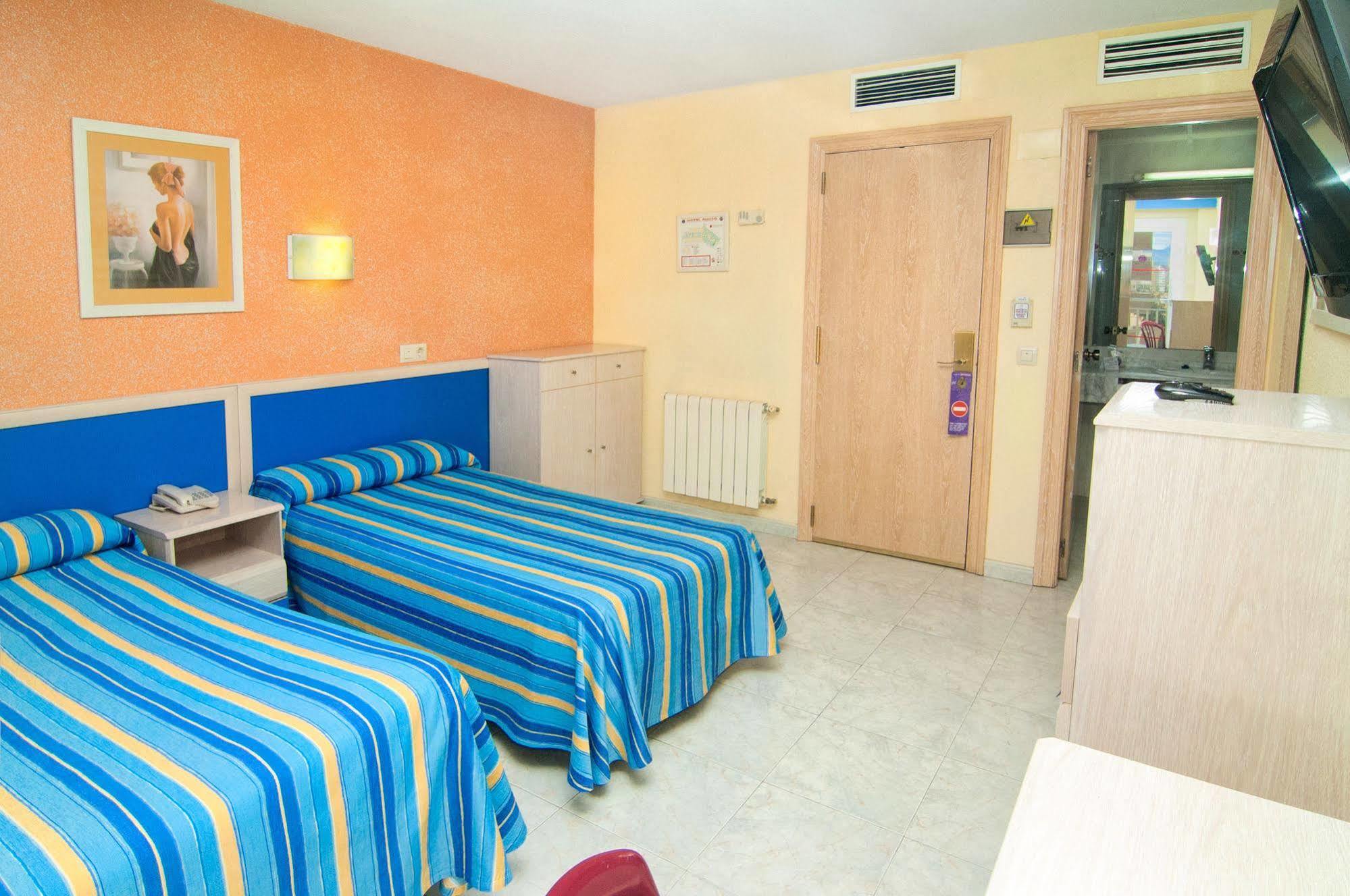 Hotel Servigroup Rialto Benidorm Bagian luar foto
