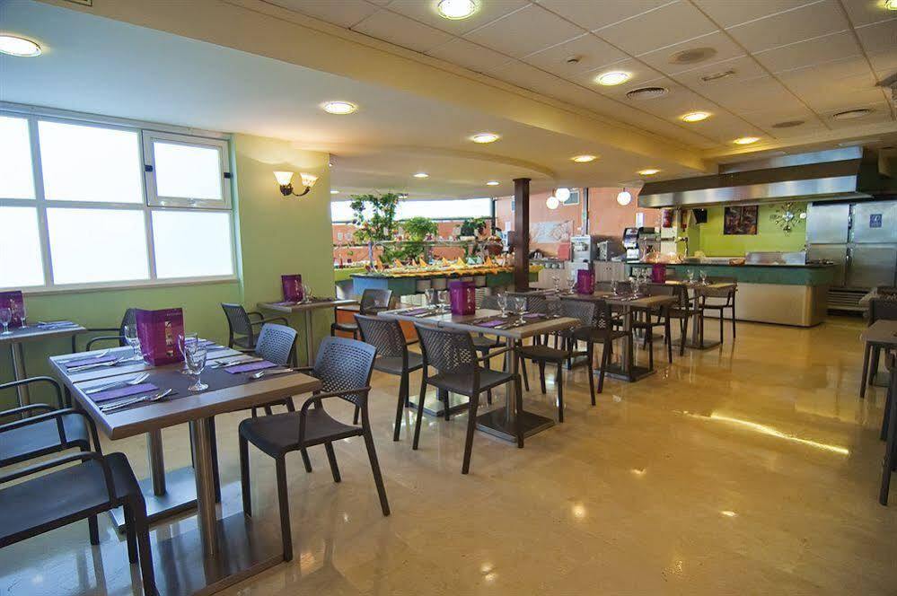 Hotel Servigroup Rialto Benidorm Bagian luar foto